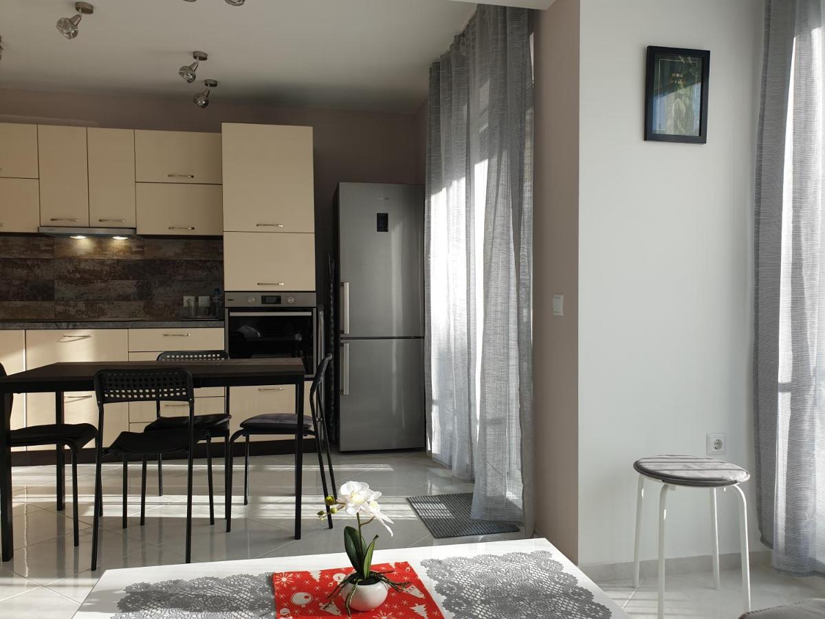 New The Twins Varna Two-Bedroom, Apt 5 At 15 Tsani Ginchev Street, Floor 3 Extérieur photo