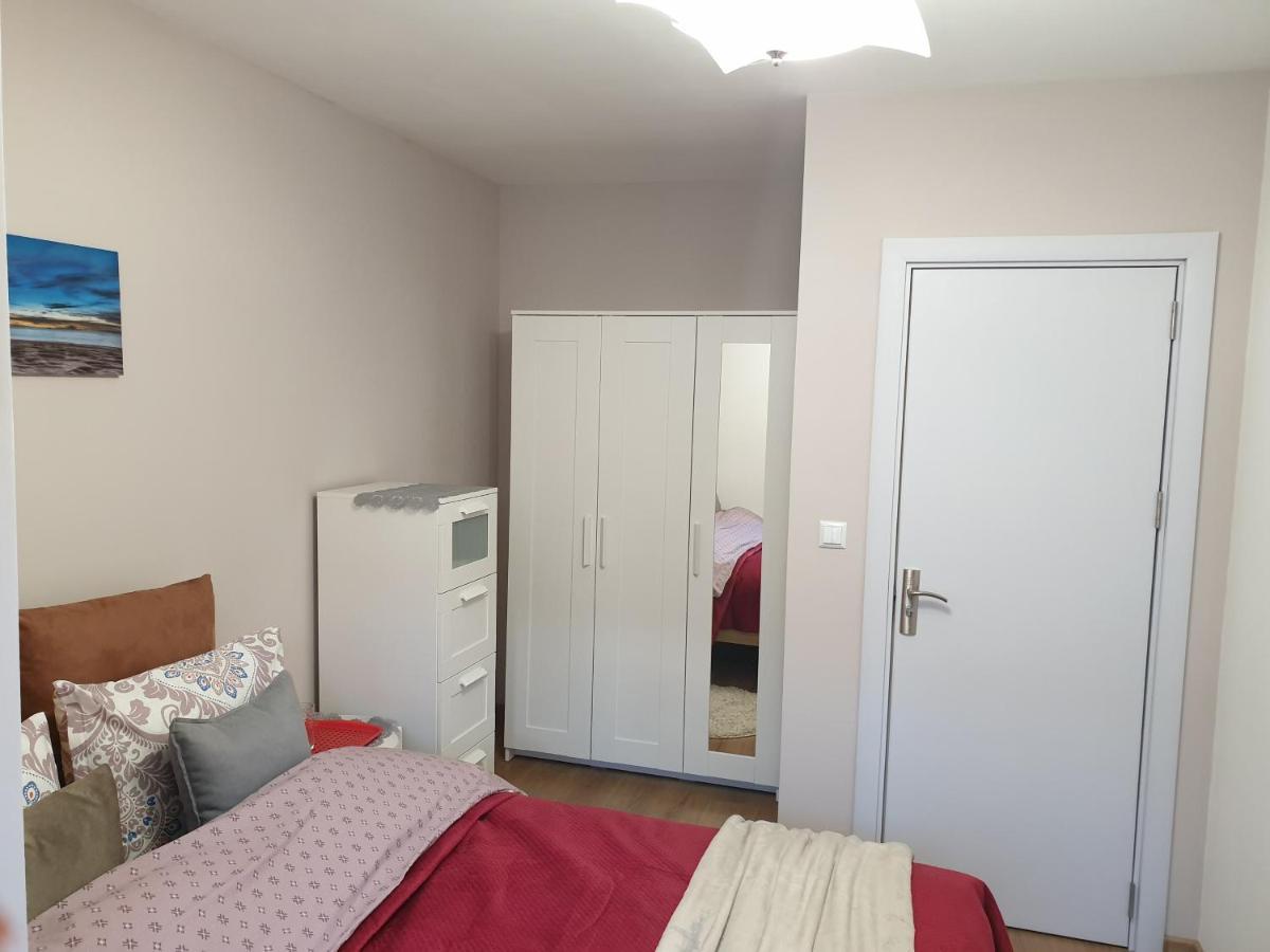 New The Twins Varna Two-Bedroom, Apt 5 At 15 Tsani Ginchev Street, Floor 3 Extérieur photo