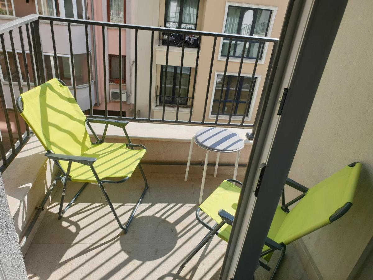 New The Twins Varna Two-Bedroom, Apt 5 At 15 Tsani Ginchev Street, Floor 3 Extérieur photo