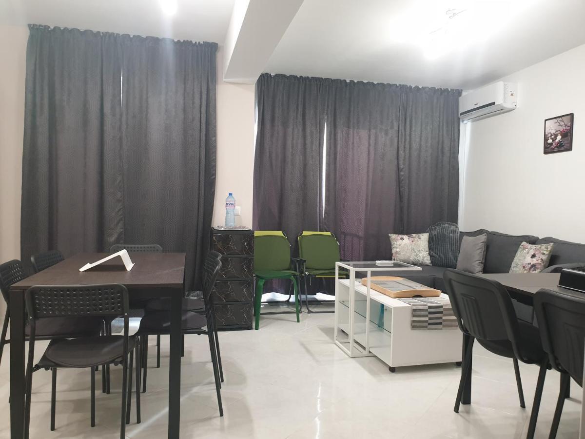 New The Twins Varna Two-Bedroom, Apt 5 At 15 Tsani Ginchev Street, Floor 3 Extérieur photo